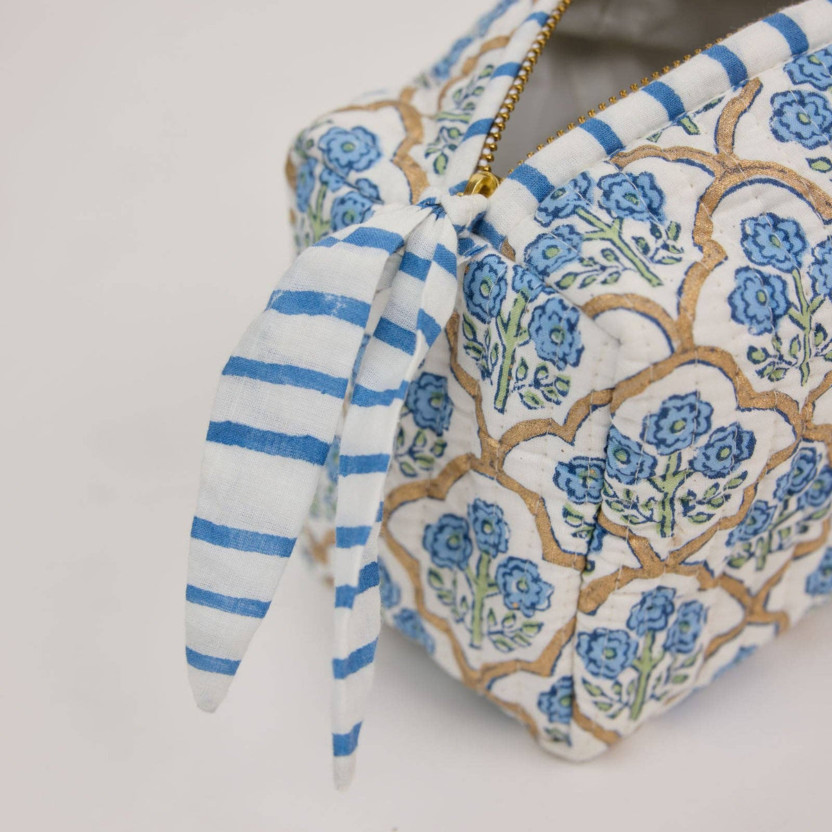 hand block print quilted toiletry bag small trellis indigo organic cotton India