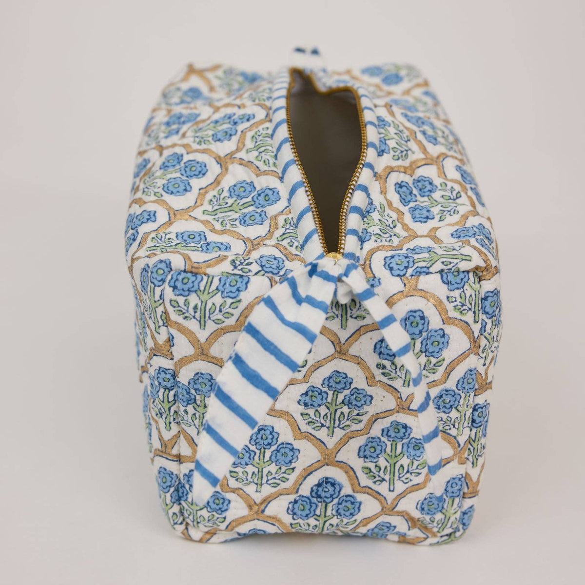 hand block print quilted toiletry bag large trellis indigo organic cotton India