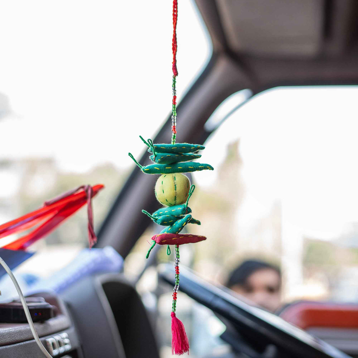 Hanging Chilli Lemon: Green