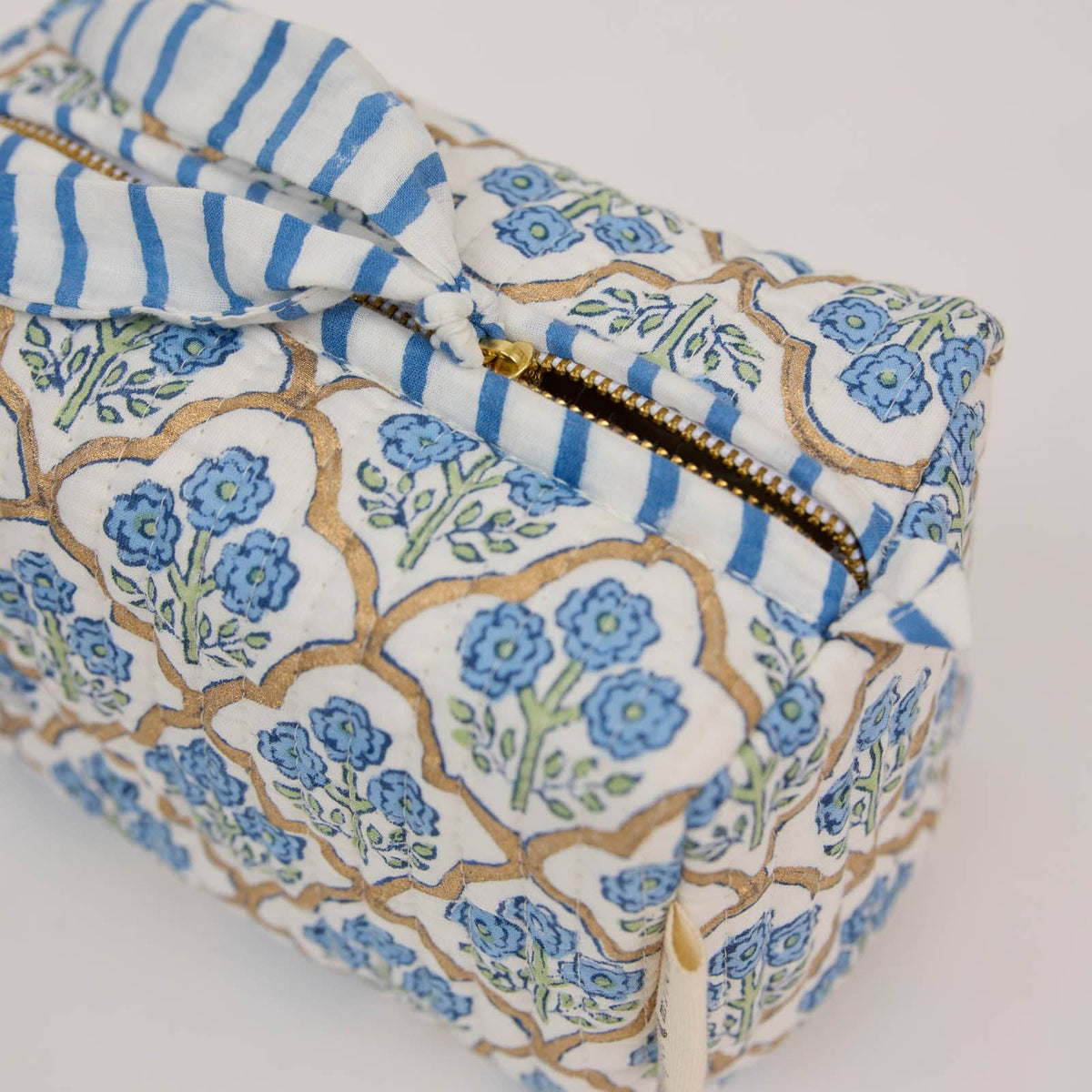 hand block print quilted toiletry bag small trellis indigo organic cotton India